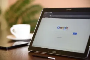 Zalety drukarek laserowych - czy warto je kupić?